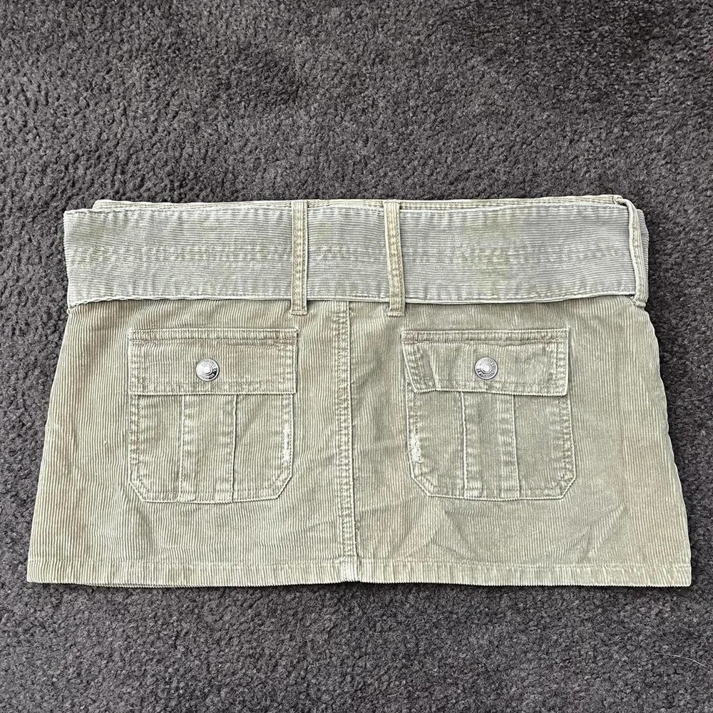 Y2k hollister micro mini skirt - Picture 3 of 4